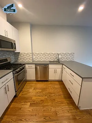 Rented by Fifth & Forever LLC | media 6