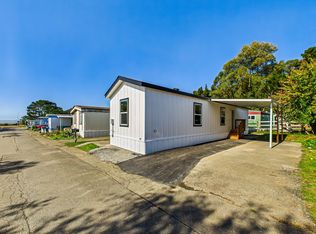 2079 Surfside Dr, Eureka, CA 95503