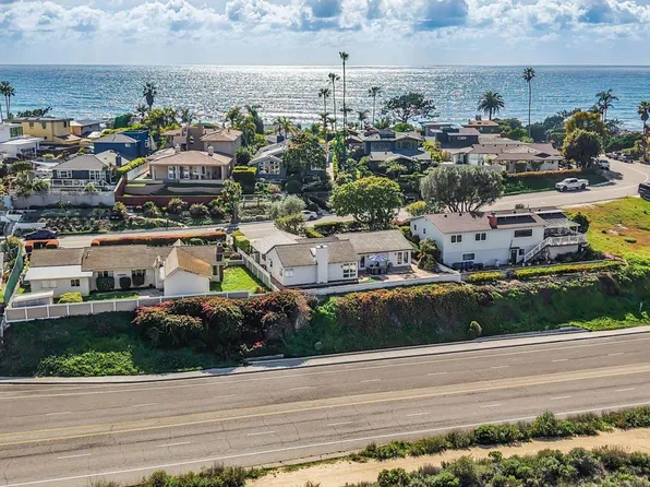 634 E Circle Dr, Solana Beach, CA 92075