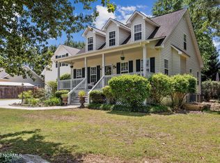 190 Rothbury Dr, Whispering Pines, NC 28327