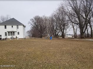 20505 Enterprise Valley Dr, Lewiston, MN 55952