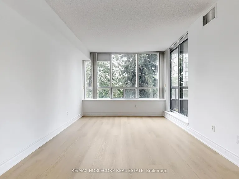 91 Townsgate Dr #312 — Photo 20
