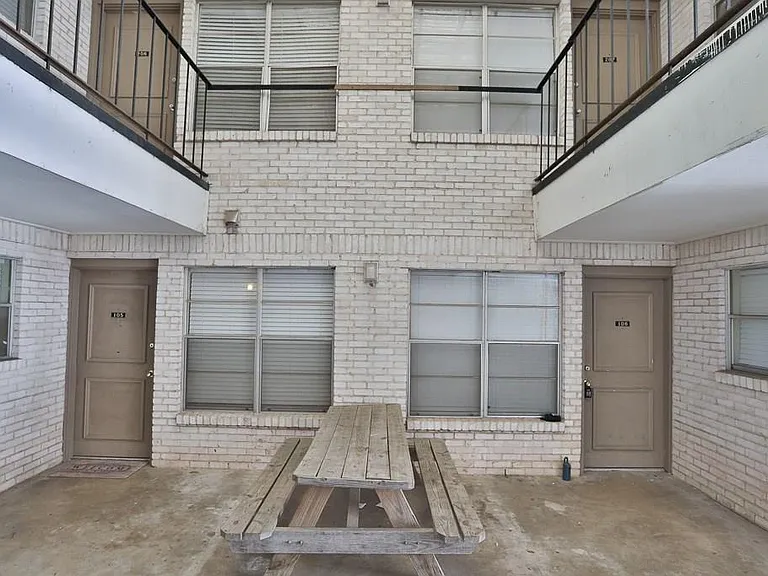 710 E Dean Keeton St #101 — Photo 9