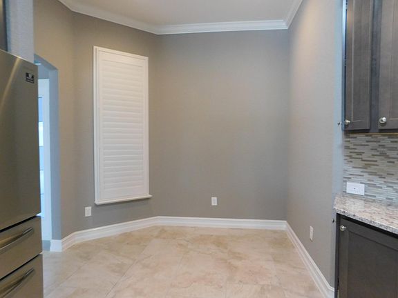 5th image of 2248 Seebald St