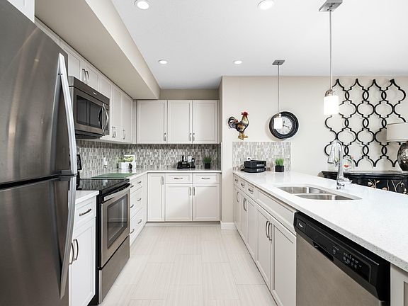 5th image of 5025 Edgemont Blvd NW #207