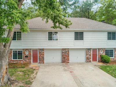 6941-6945 NW Chapel Woods Ln, Kansas City, MO, 64152
