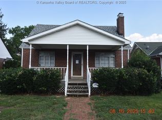 1527 Powell Ct, Huntington, WV 25701