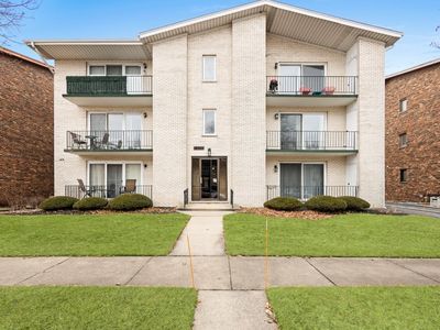 10406 S Komensky Ave APT 2S, Oak Lawn, IL, 60453