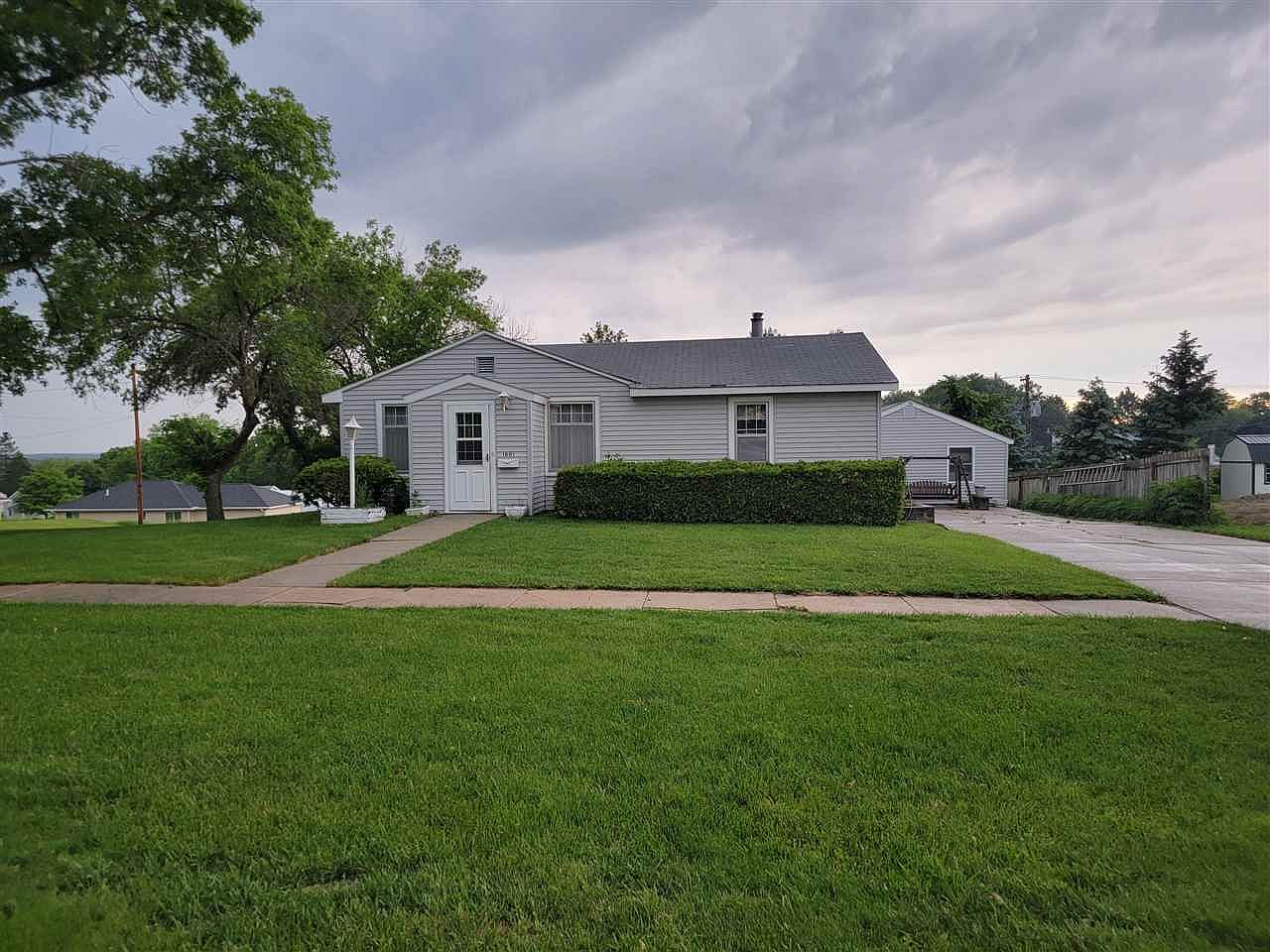 1001 12th St, Wisner, NE 68791 Zillow