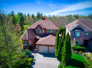 2200 Brays Ln, Oakville, ON L6M 3J7