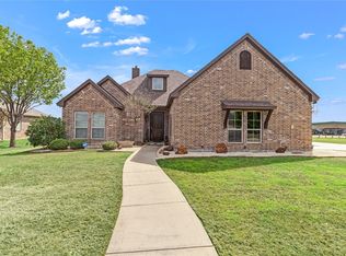 1503 Hickory Dr, Pilot Point, TX 76258