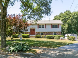 23 Julia Ct, Milford, CT 06461