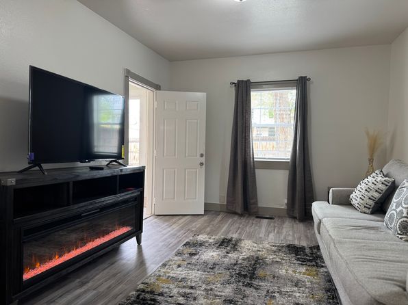 512 W 11th St UNIT A