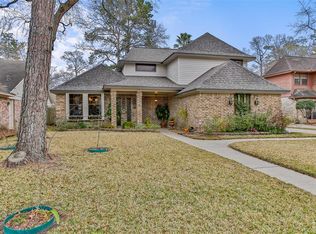 30 Devonshire Dr, Conroe, TX 77304