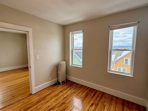 4th image of 1 Quincy St #2E