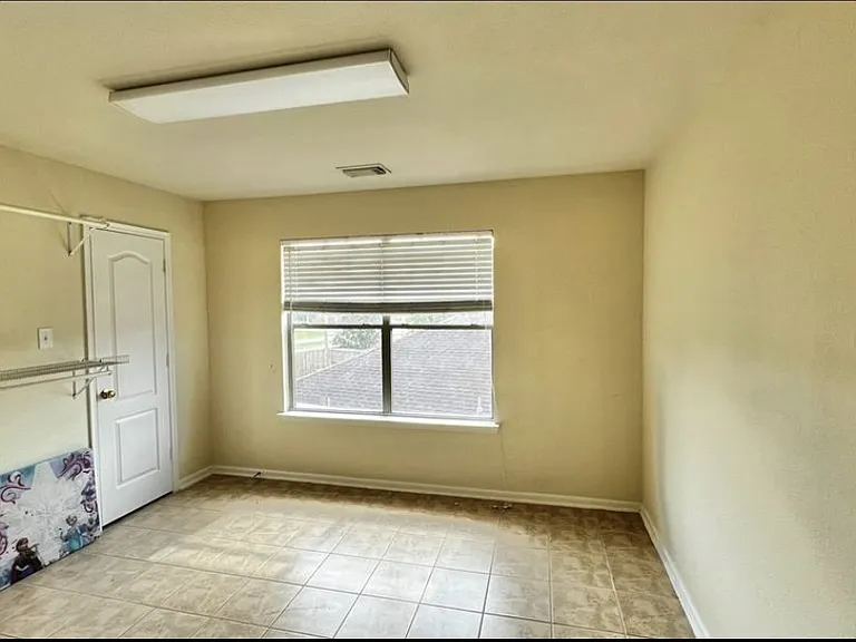 16711 Bending Creek Ln — Photo 18