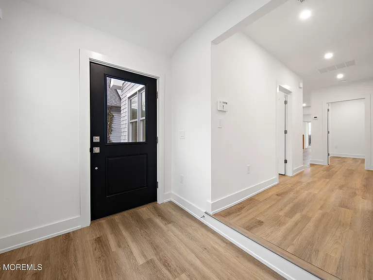 427 Hoyt St — Photo 19
