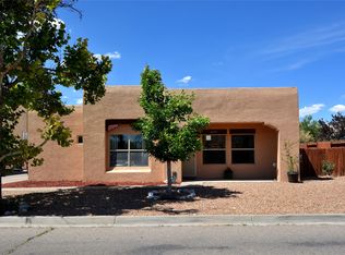 6053 Monte Azul Pl, Santa Fe, NM 87507