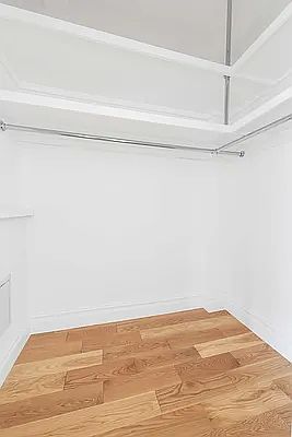 5th image of 170 W 74th St #809A
