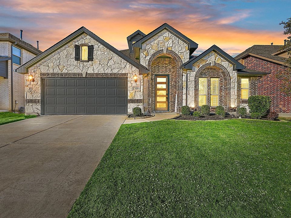 1st image of 1309 Thrasher Dr