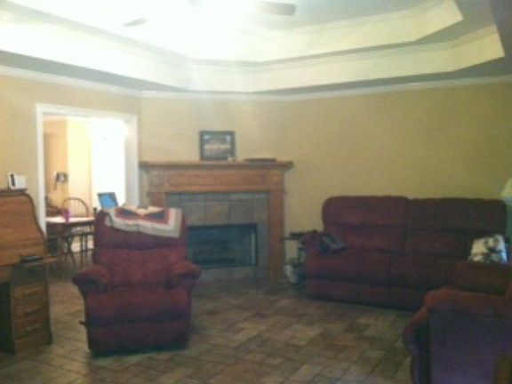 3rd image of 175 Tigerlily Dr