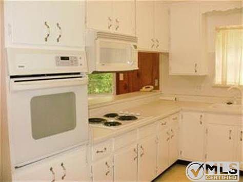2nd image of 2101 Joyner Dr #1