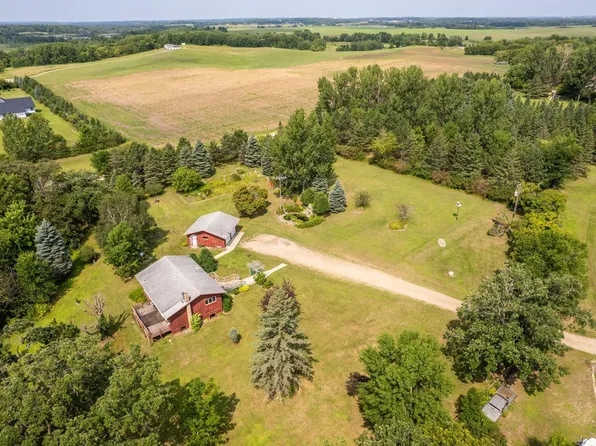 12244 Case Rd, Detroit Lakes, MN 56501