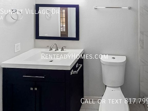 3rd image of 1619 Sunset Village Dr