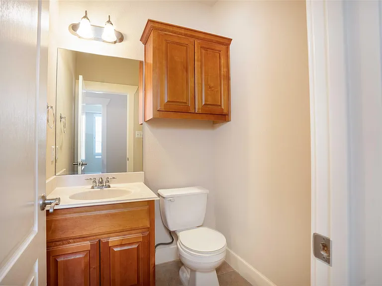 210 Rivulet Ln — Photo 23