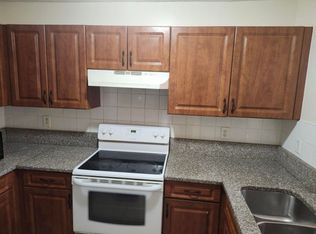 621 Cypress Way #W, West Palm Beach, FL 33406