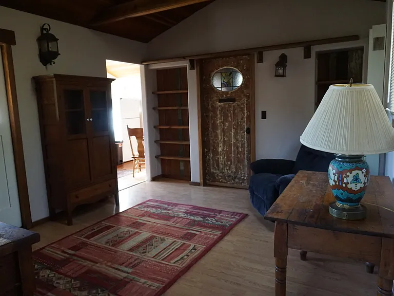 710 Del Valle #A — Photo 2