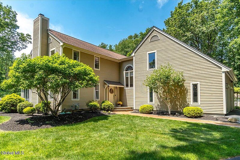 3rd image of 597 Grooms Road