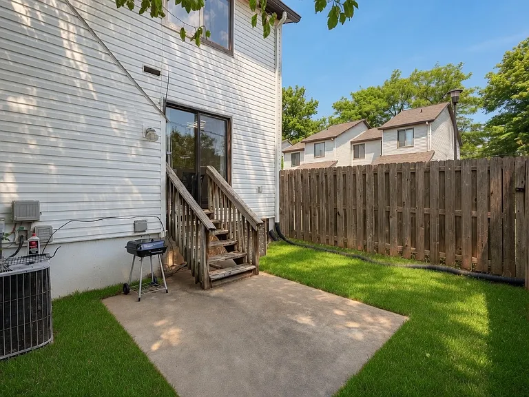 11502 Cedar Walk Dr — Photo 40