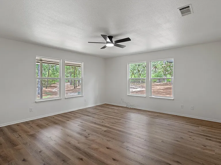 1014 FM 1441 — Photo 14