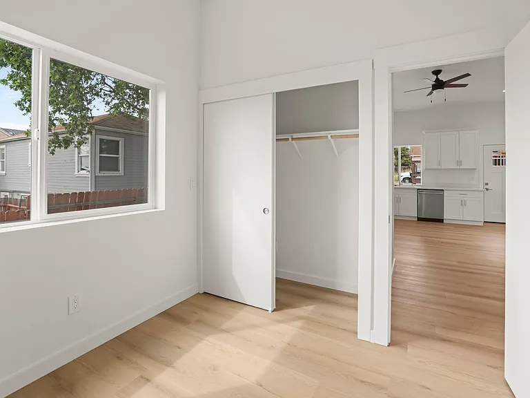 1230A Palm Ave — Photo 18