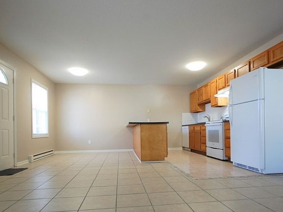 5th image of 105-107 Plum St