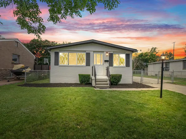 251 N Walnut St, Mount Clemens, MI 48043