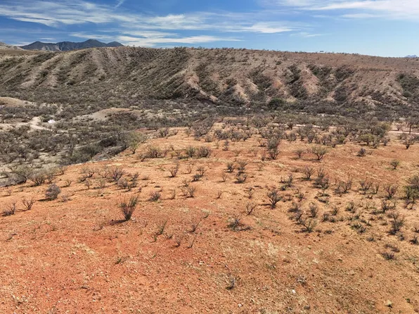 211 Circulo Montana Unit 25, Nogales, AZ 85621