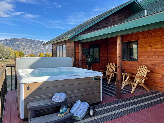 Private hot tub on back porch