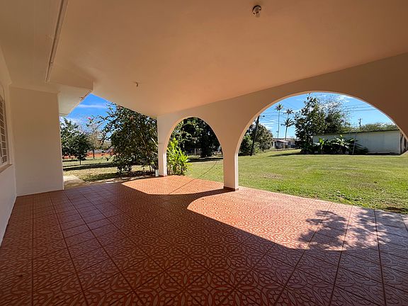 2nd image of 193 Calle 5