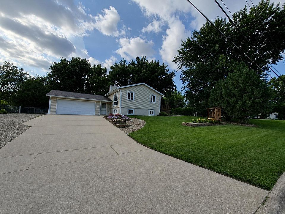 1st image of 562 Jones Rd