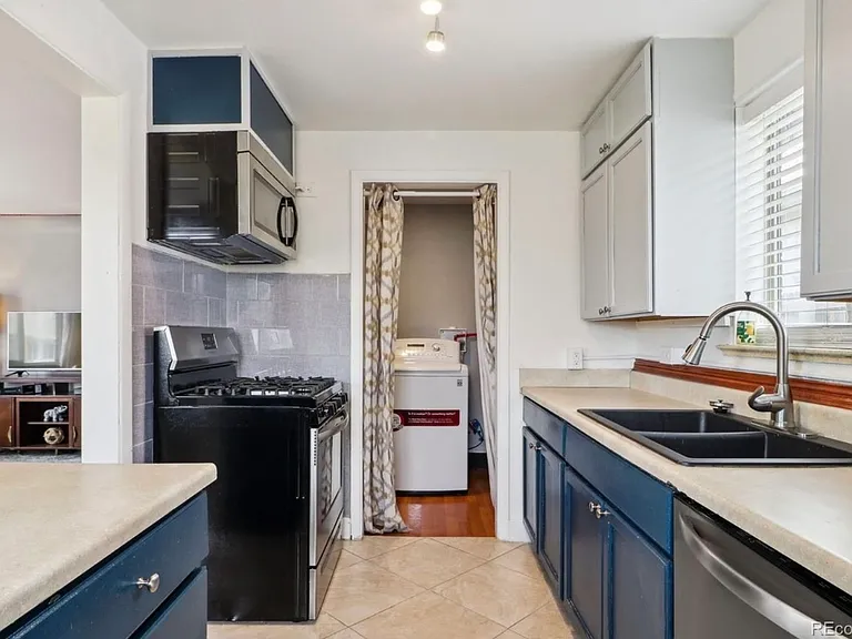 3568 Forest St #3568 — Photo 8