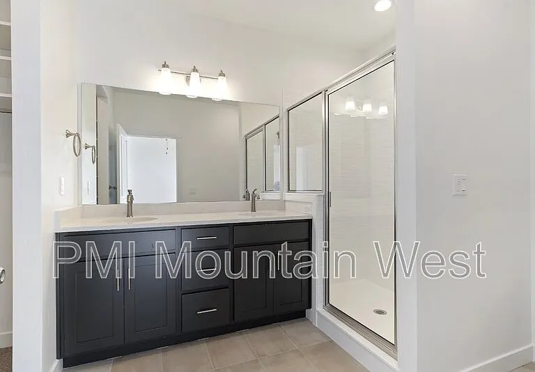 1836 W Red Twilight Ln — Photo 19