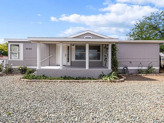 3rd image of 20155 E MINGUS Drive