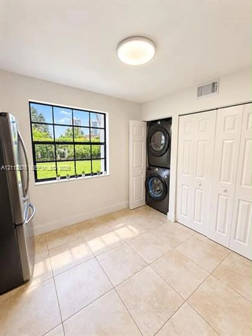 3552 Magellan Cir cu-126, Aventura, FL 33180 — Photo 4