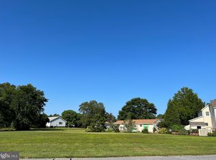 9 Indian Hill Ln #B, Ocean View, DE 19970