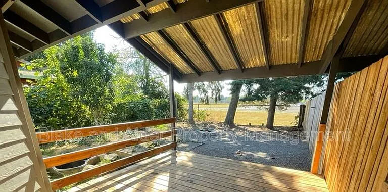 2410 SE 9th Ct — Photo 10