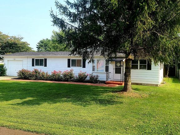 2nd image of 14 Warren Dr