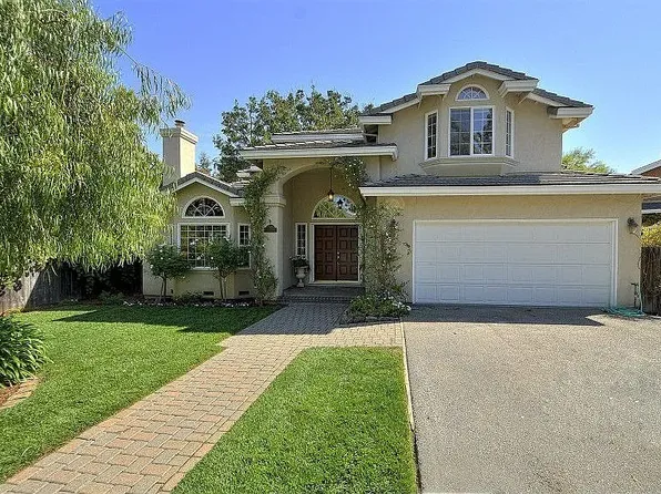 745 Parma Way, Los Altos, CA 94024