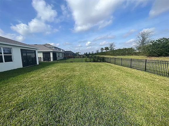 3rd image of 17205 Barnwood Pl